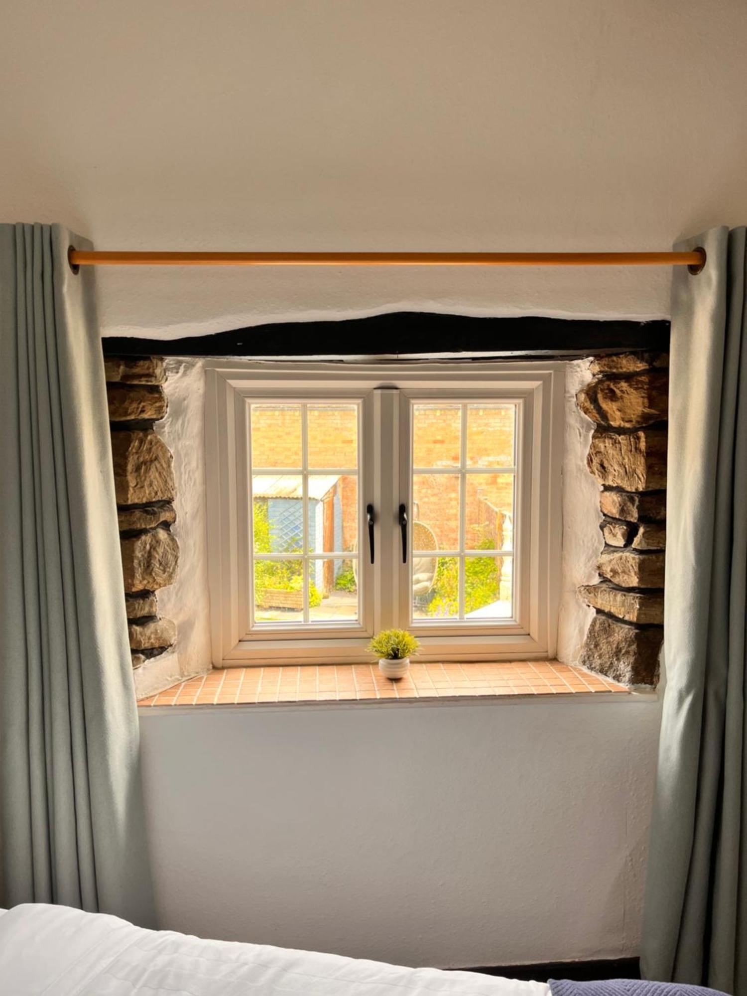 The Snuggery Cottage Taunton Exterior foto